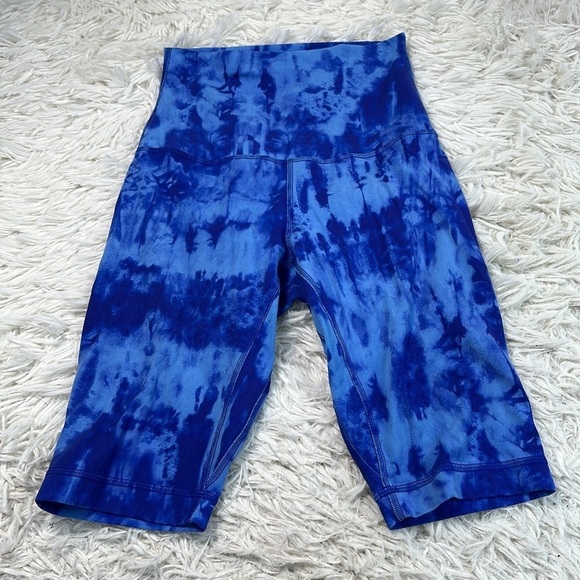 lululemon athletica Pants - Lululemon Align Super High Rise Short 10" *Game Day Game Day Blue Multi